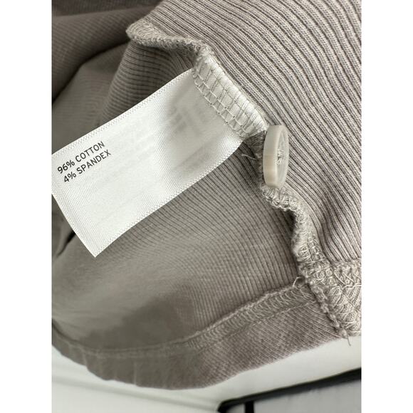 Duluth Trading Co Shirt Women 2X Grey V-Neck Short Sleeve Cotton Blend Thermal - Picture 6 of 8